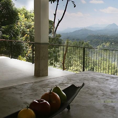 Mowbrey House Hotel Kandy Exterior foto